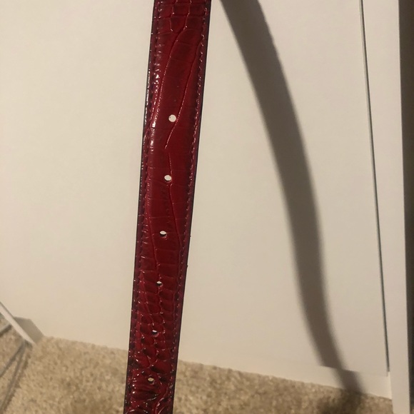 Women’s Red Snake Print Belt - Picture 3 of 4